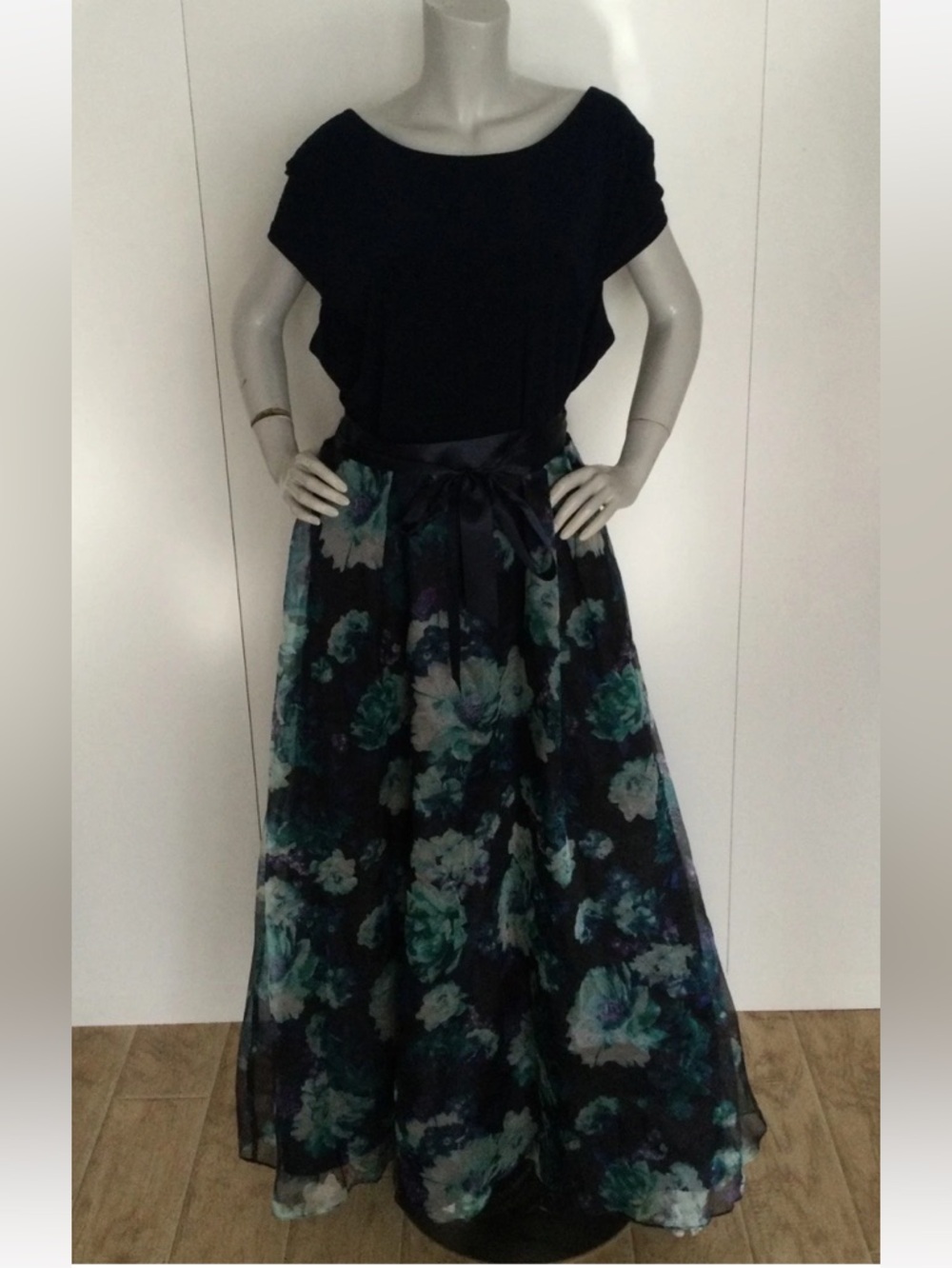 SLNY Fashions Long Floral Print Dress Size 20W